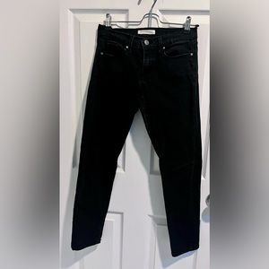 Banana Republic skinny jeans in black. Size 26P